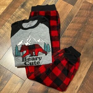 Holiday Pajamas Christmas Bear Plaid Boys 8 EUC